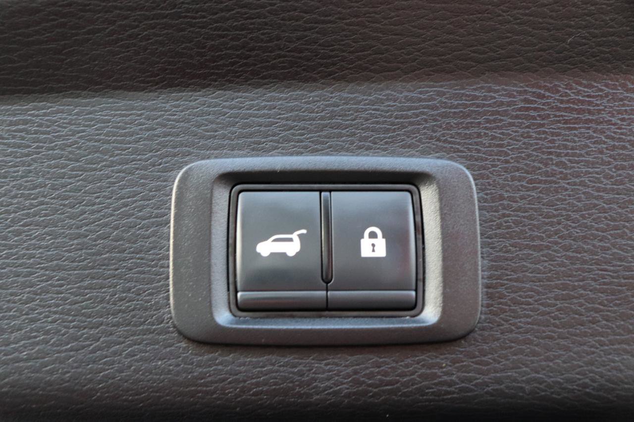 Used 2025 Mitsubishi Outlander SEL FWD image 64