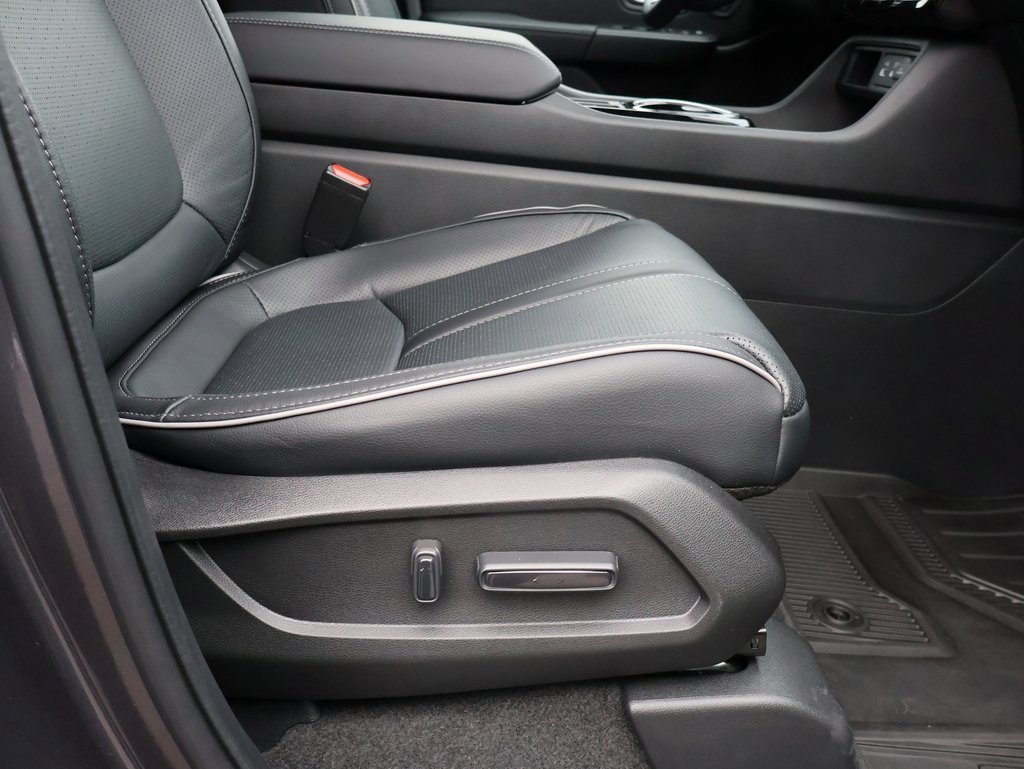 Certified 2025 Honda Pilot Elite image 10