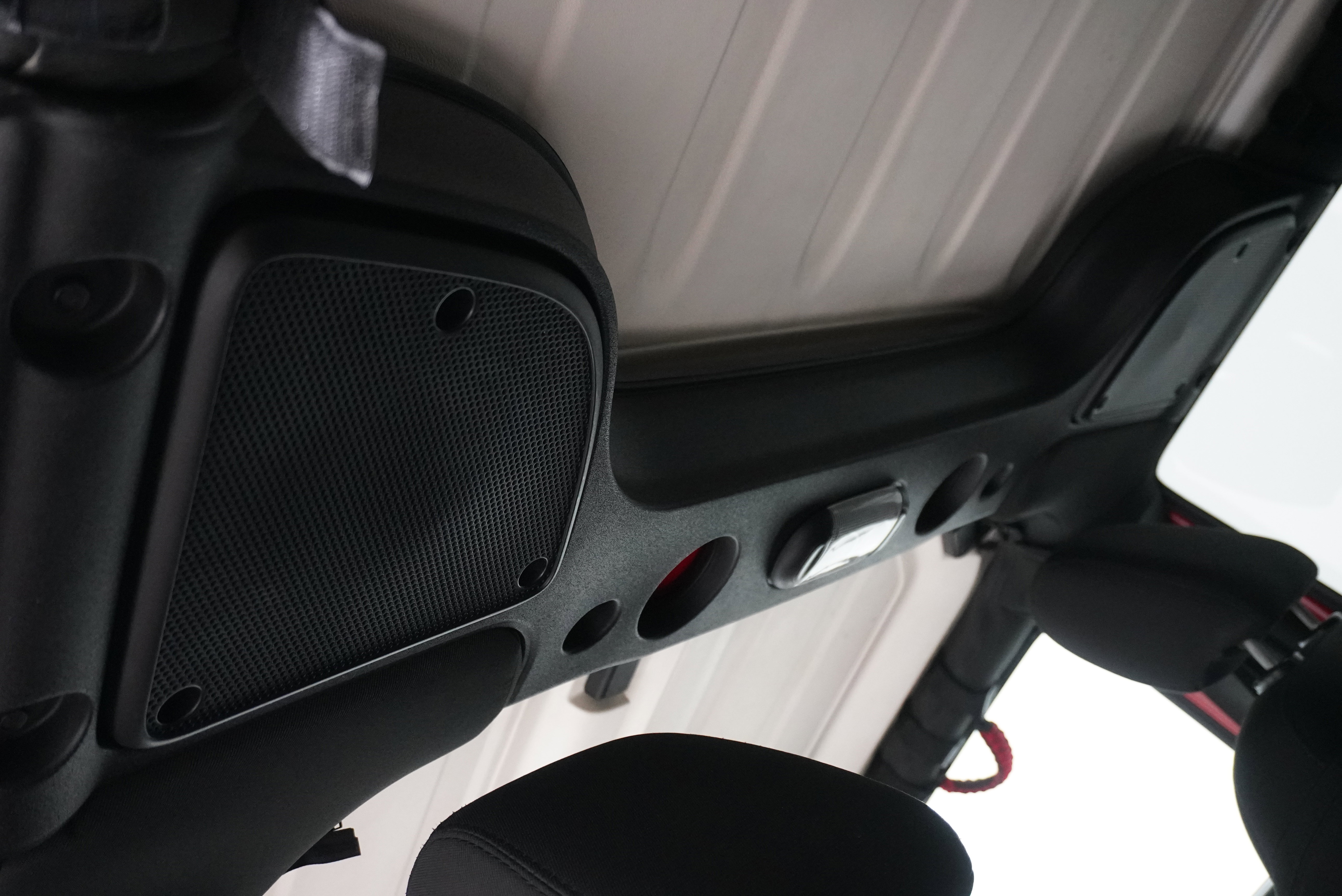 Used 2018 Jeep Wrangler Unlimited Sport S image 15