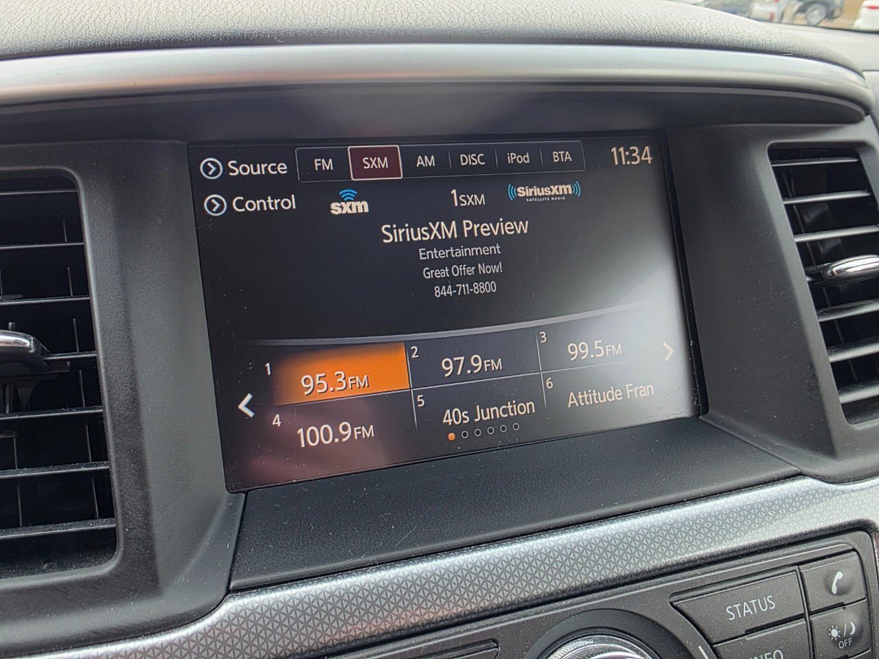 Used 2018 Nissan Pathfinder SL w/ SL Premium Package image 10