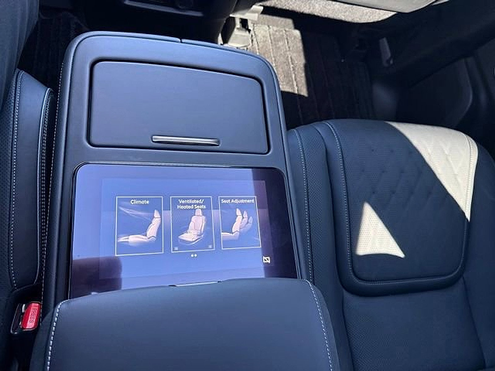 Certified 2026 INFINITI QX80 Autograph w/ Premium Cargo Package AWD/4WD image 19