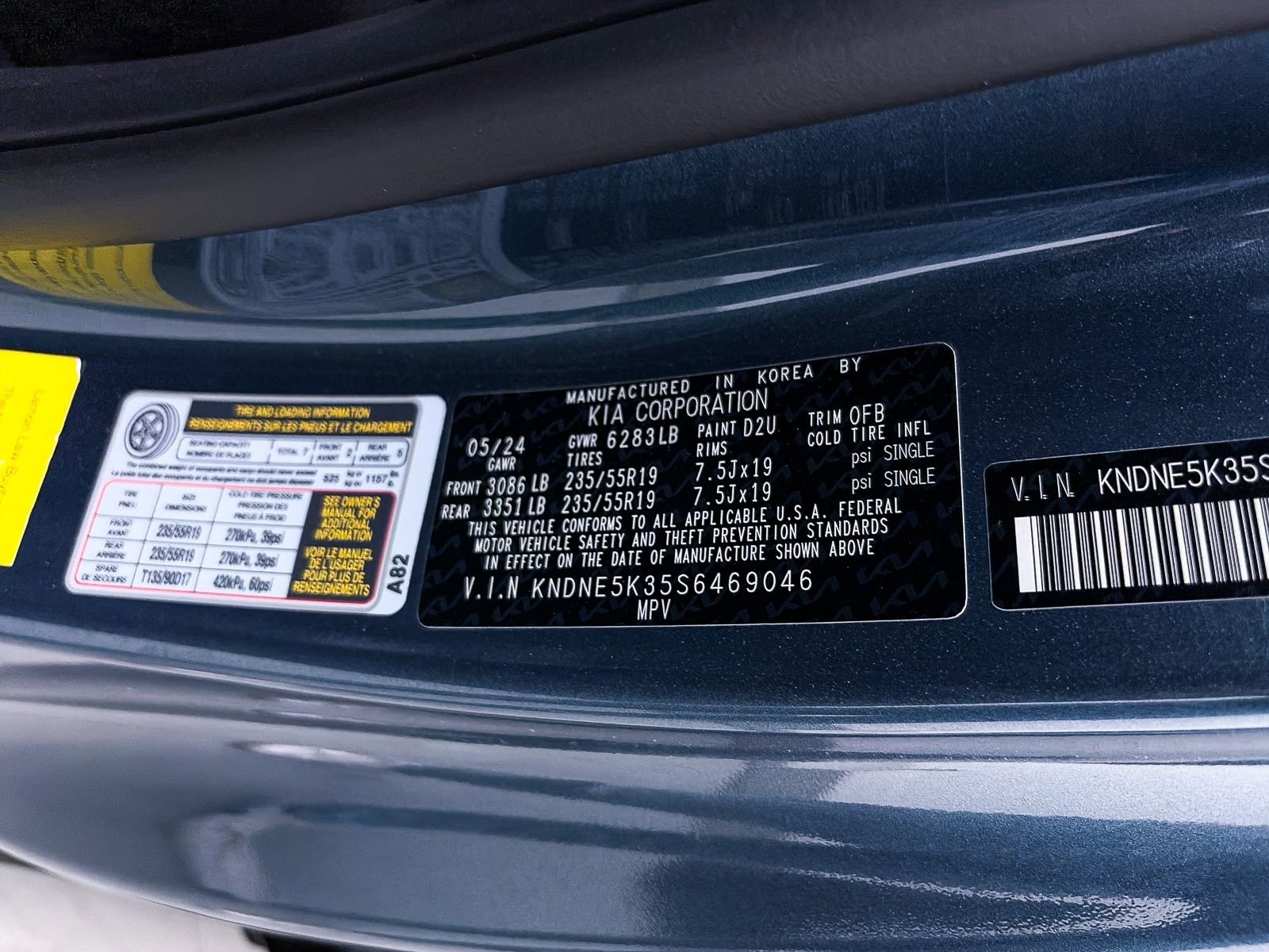 Used 2025 Kia Carnival image 47