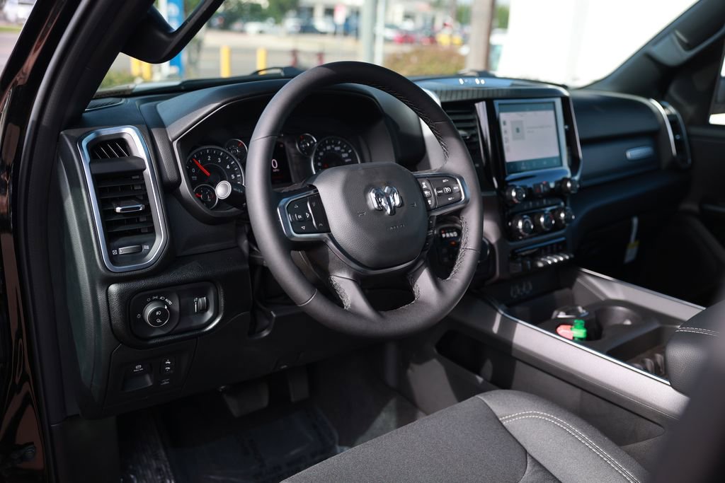 New 2026 RAM 1500 4x4 Crew Cab image 11