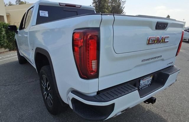 Used 2022 GMC Sierra 1500 AT4 w/ AT4 Preferred Package AWD/4WD image 4