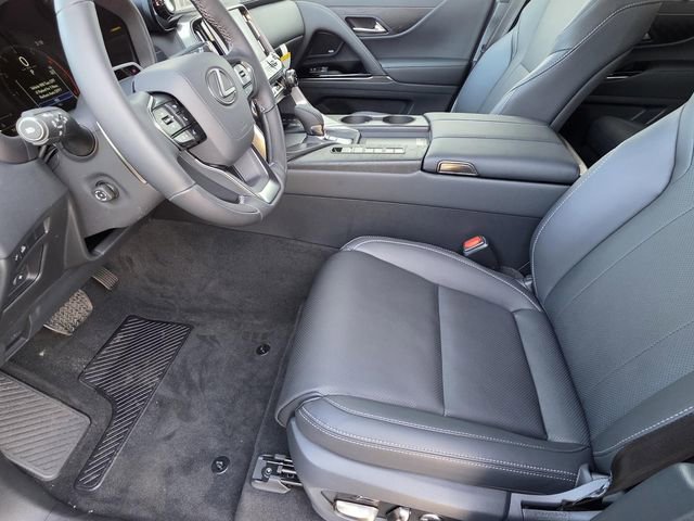 New 2026 Lexus LX 700h Luxury image 6