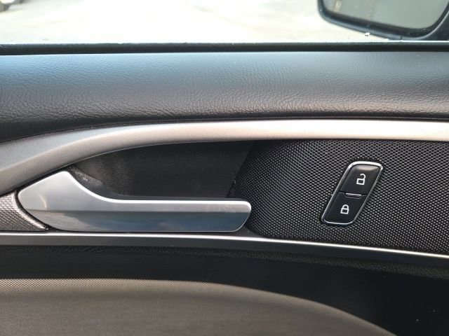 Used 2018 Ford Fusion S image 16