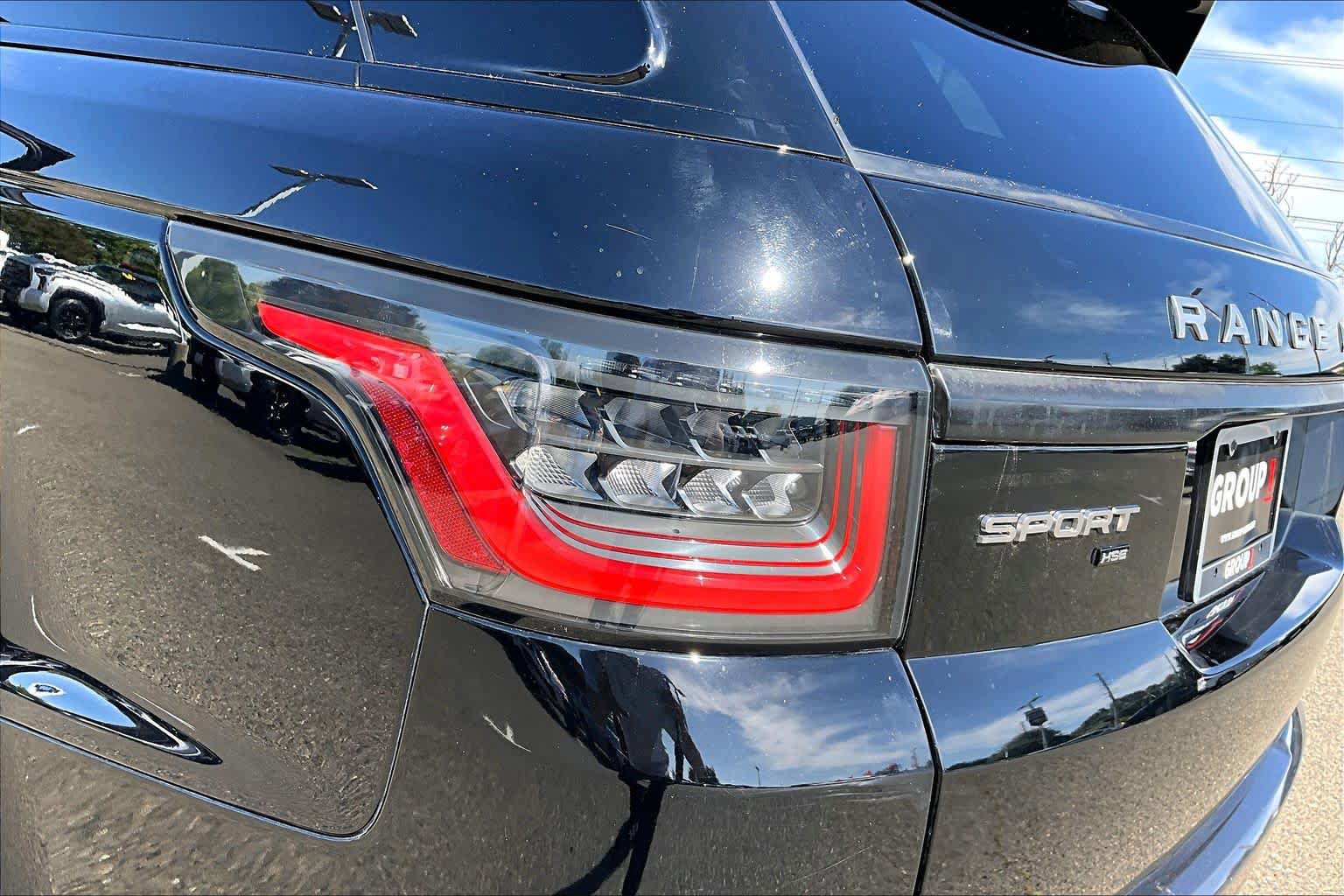Used 2020 Land Rover Range Rover Sport HSE AWD/4WD image 28