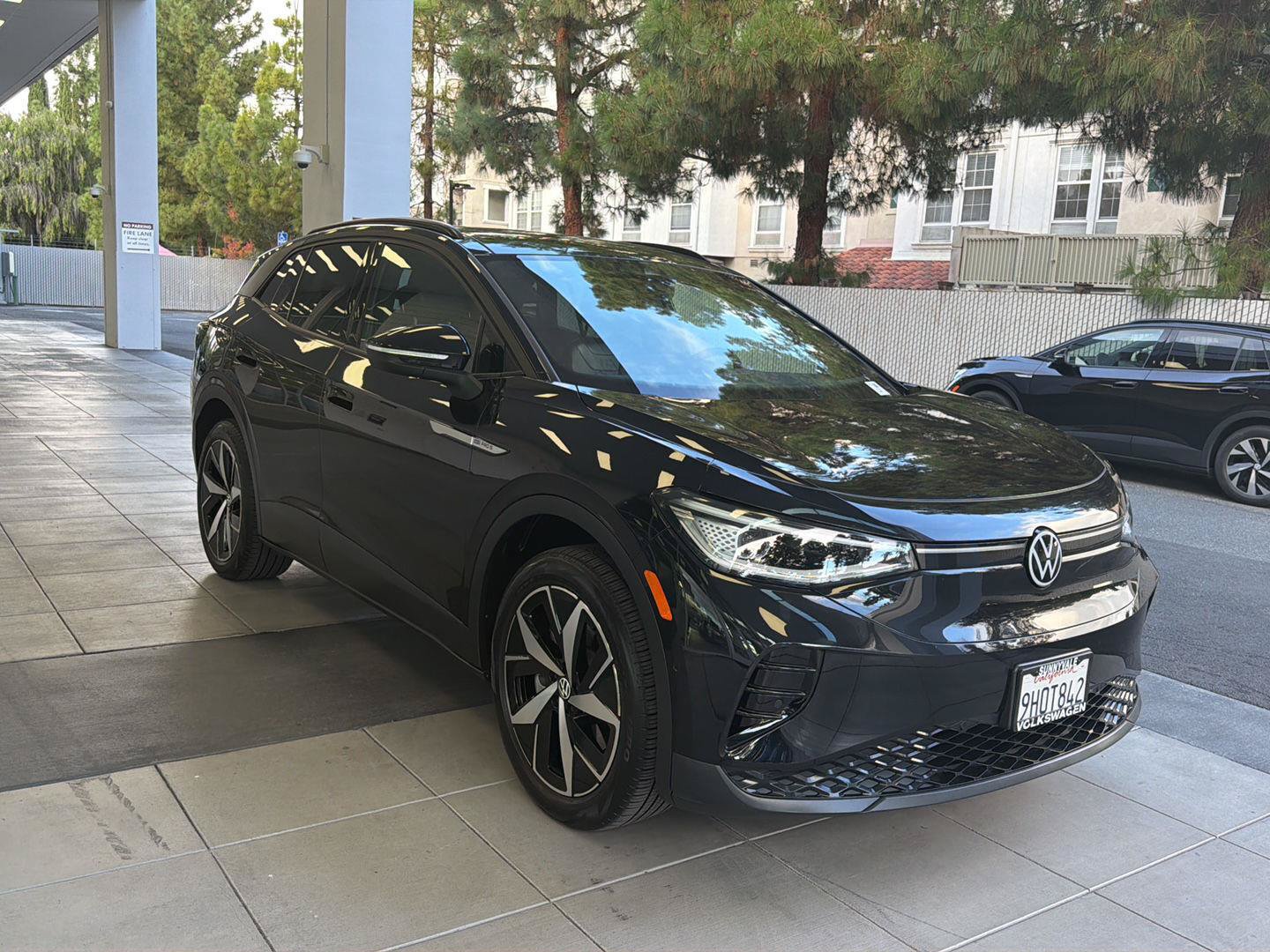 Used 2023 Volkswagen ID.4 Pro S AWD/4WD image 7