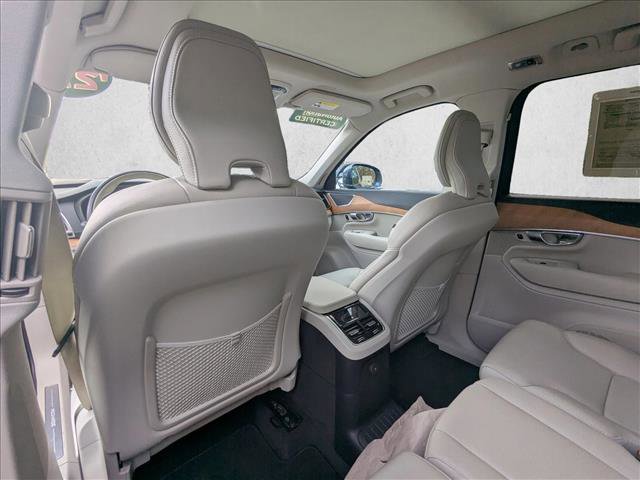 Used 2022 Volvo XC90 T8 Inscription Expression image 11