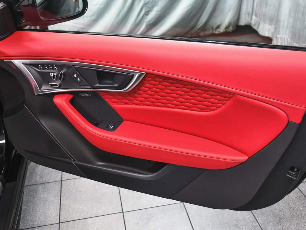 Used 2024 Jaguar F-TYPE R-Dynamic RWD image 15