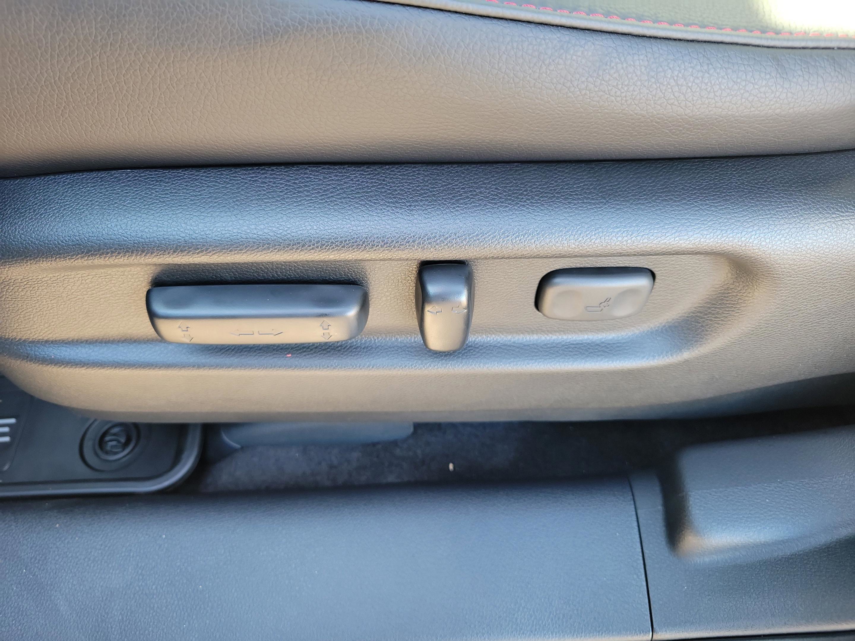 New 2026 Honda Ridgeline Black Edition image 13