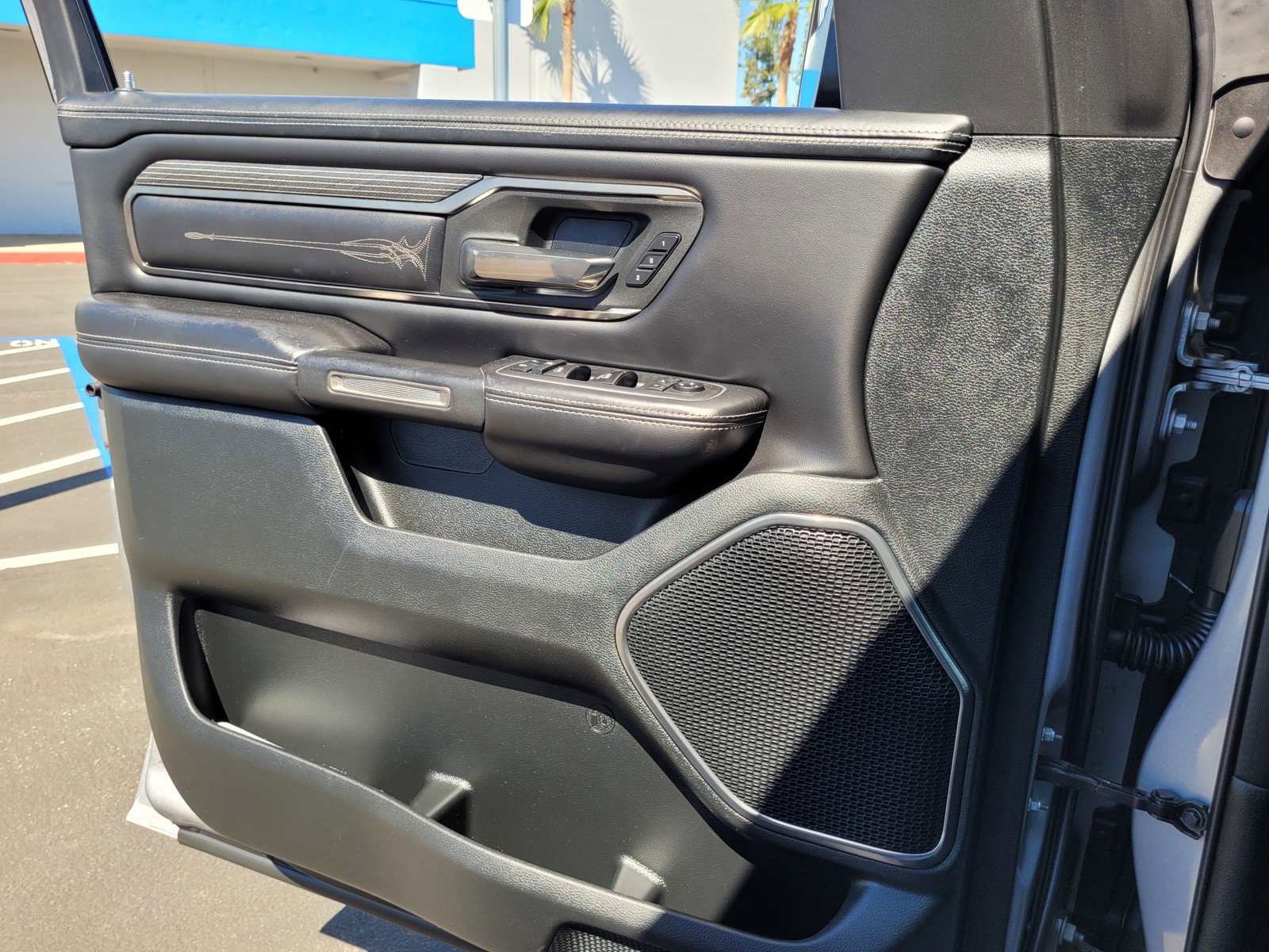 Used 2021 RAM 1500 Limited AWD/4WD image 25