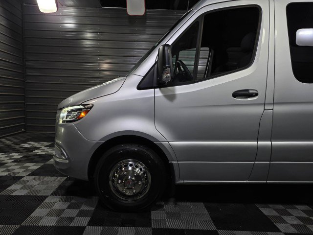 Used 2022 Mercedes-Benz Sprinter 3500 image 33