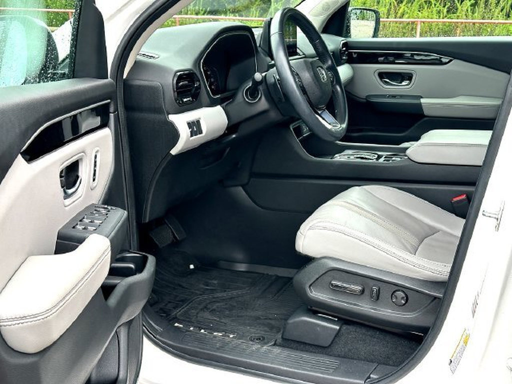 Used 2023 Honda Pilot EX-L image 10