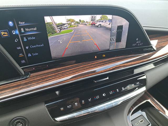 Certified 2023 Cadillac Escalade Premium Luxury w/ Performance Package AWD/4WD image 49