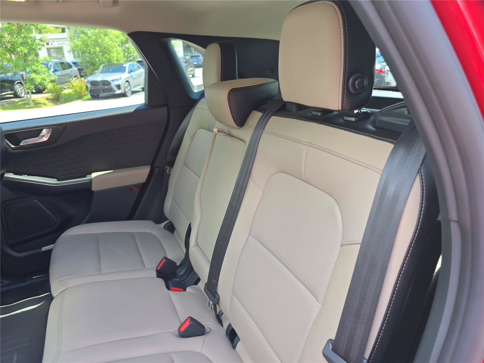 Used 2020 Ford Escape Titanium AWD/4WD image 14