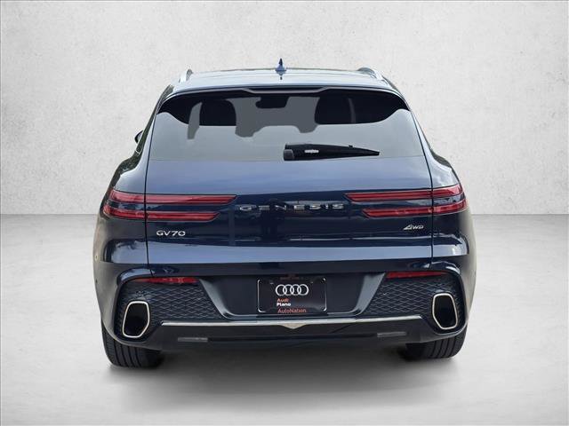 Used 2022 Genesis GV70 2.5T w/ Advanced Package image 6