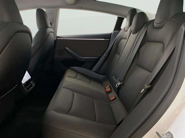 Used 2024 Tesla Model 3 Standard Range RWD image 61