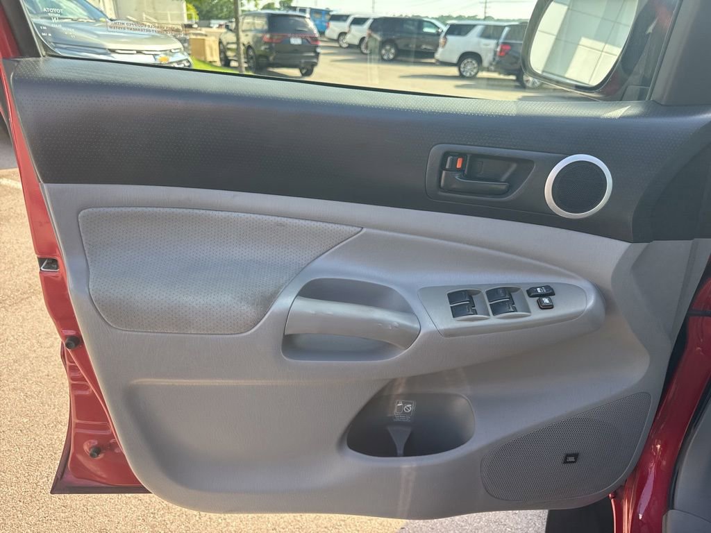 Used 2010 Toyota Tacoma PreRunner RWD image 10
