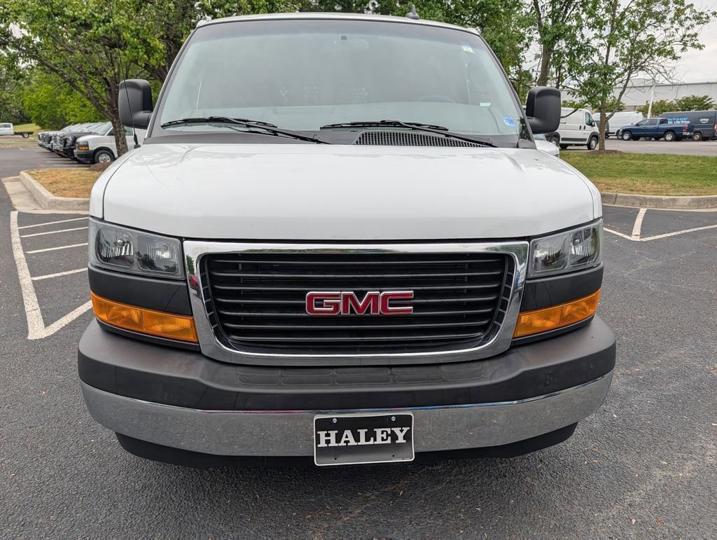 Used 2024 GMC Savana 2500 w/ Driver Convenience Package RWD image 3