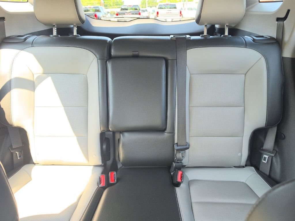 Certified 2022 GMC Terrain SLT FWD image 34