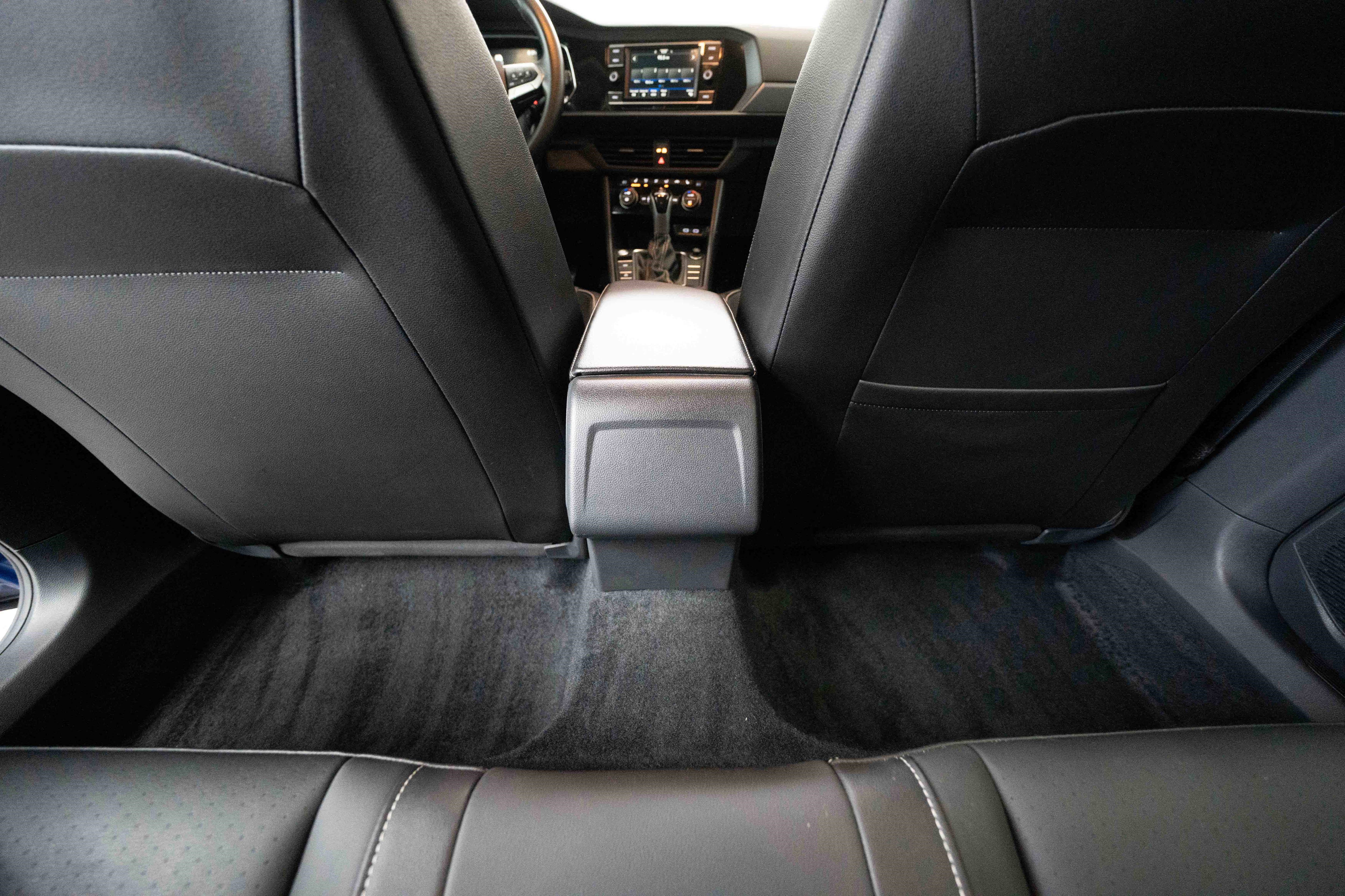 Used 2022 Volkswagen Jetta SE image 22