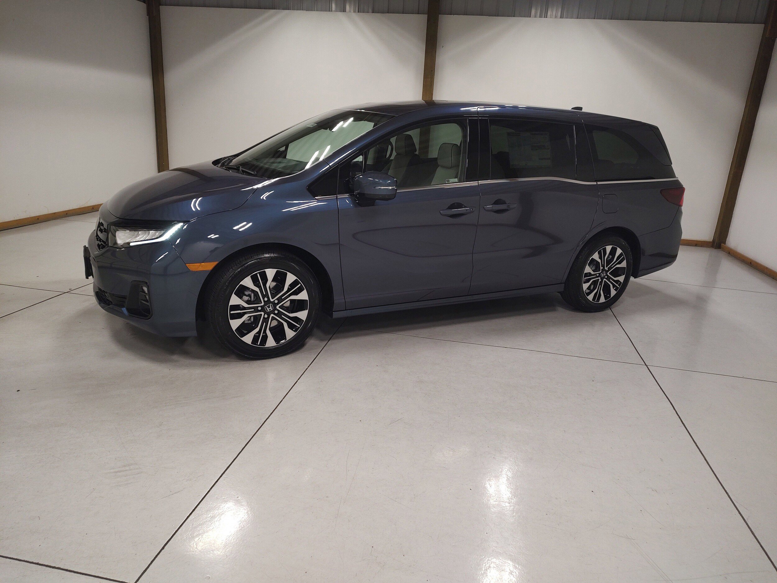 New 2026 Honda Odyssey Elite image 4
