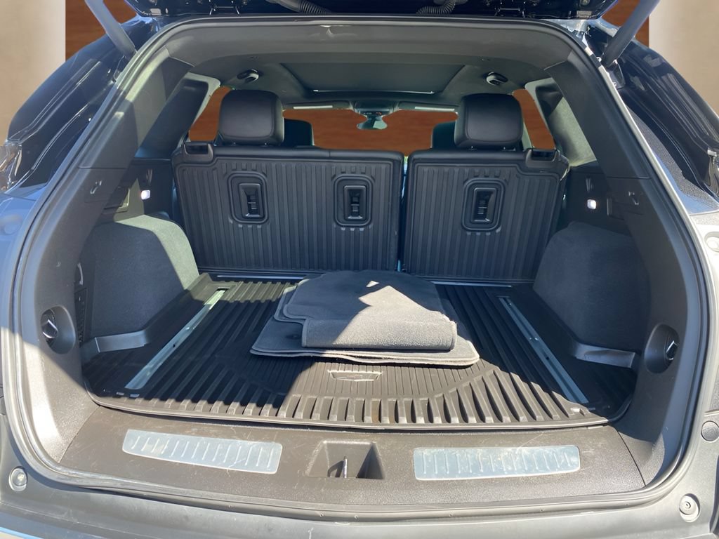 Used 2021 Cadillac XT5 Premium Luxury AWD/4WD image 10