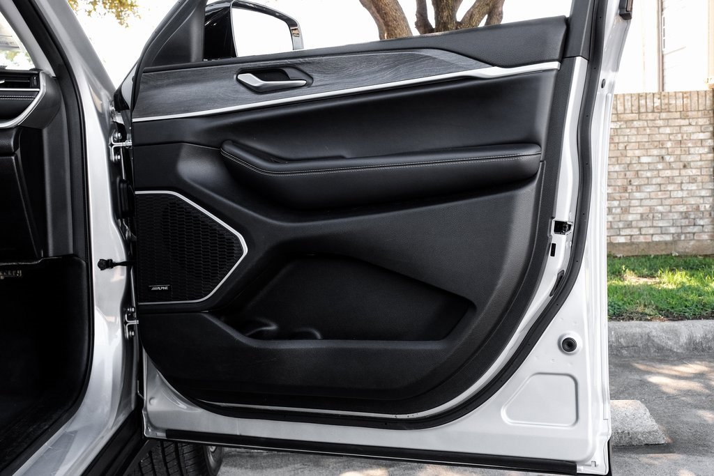 Used 2021 Jeep Grand Cherokee L Limited w/ Luxury Tech Group II image 57