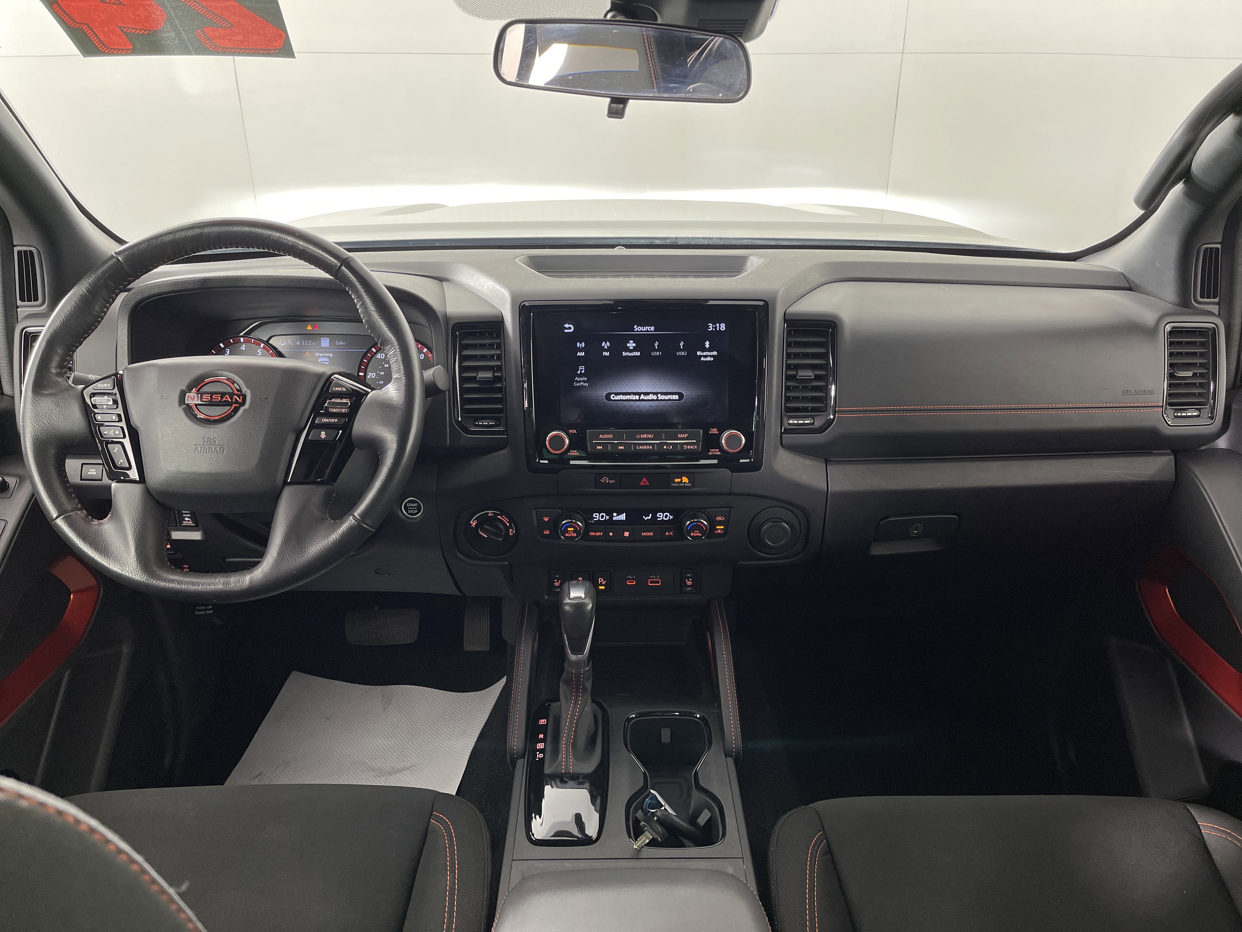 Used 2024 Nissan Frontier PRO-4X w/ Pro Convenience Package image 16