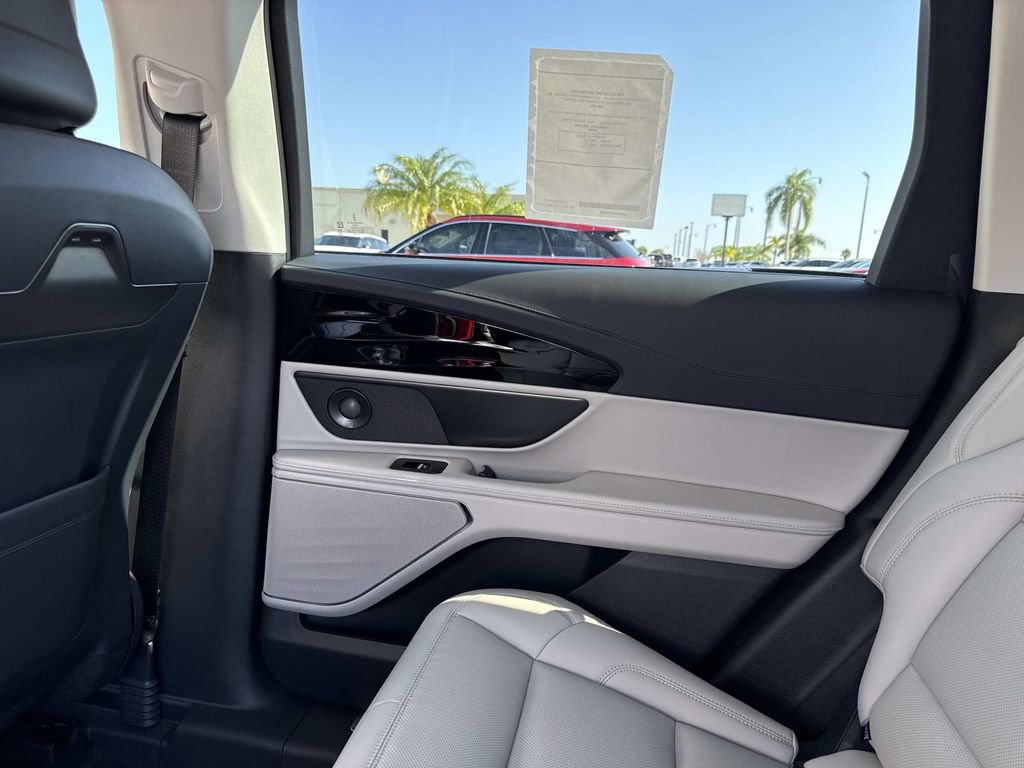 New 2026 Lincoln Nautilus Premier w/ Equipment Group 102A image 15