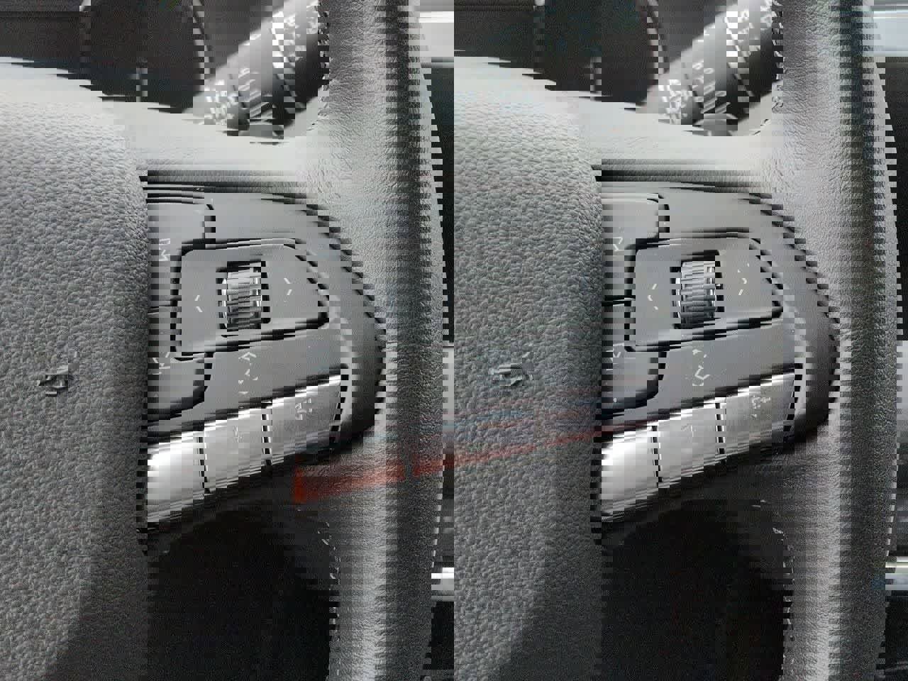 Used 2023 Cadillac XT4 Premium Luxury w/ Cold Weather Package image 24