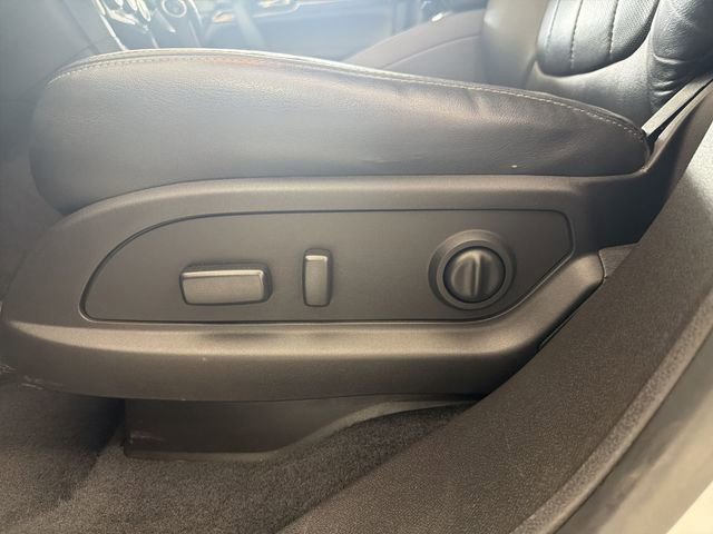 Used 2016 Buick Enclave Premium w/ Experience Buick Package image 25