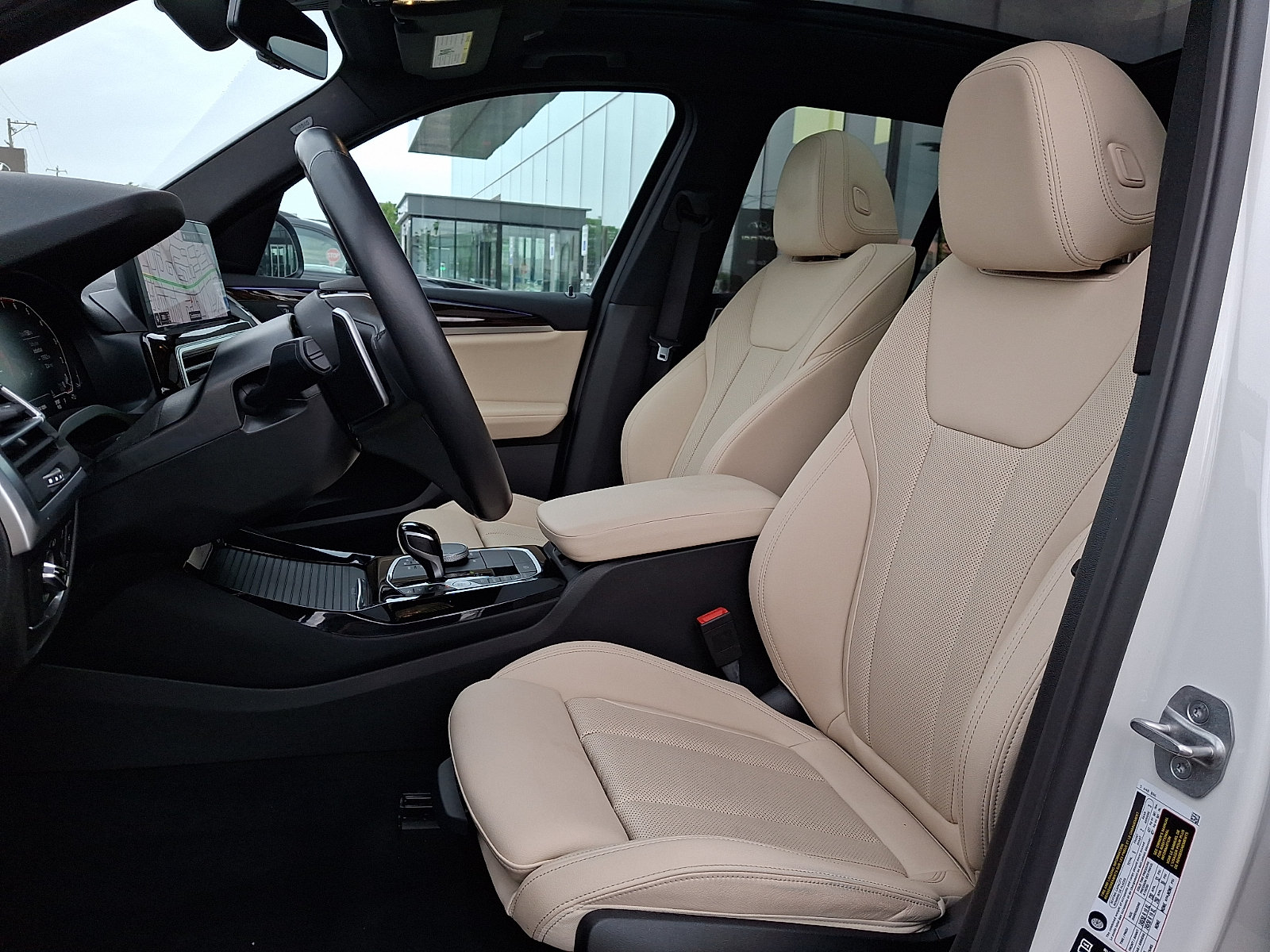 Used 2024 BMW X3 xDrive30i w/ Premium Package AWD/4WD image 13