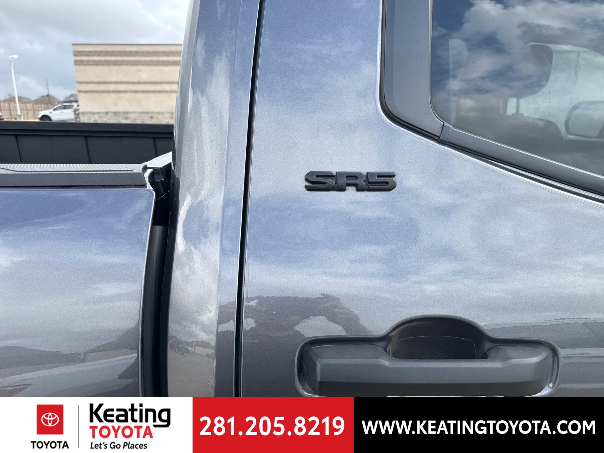 Used 2023 Toyota Tundra SR5 w/ SR5 Convenience Package image 27