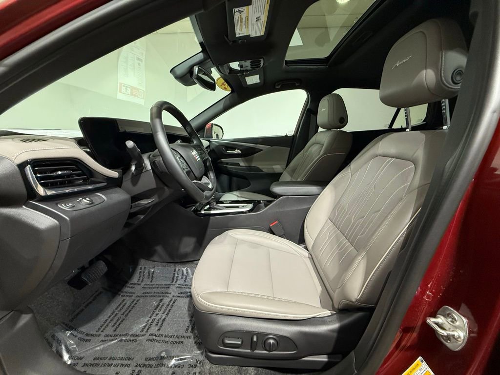 Used 2024 Buick Envista Avenir image 13