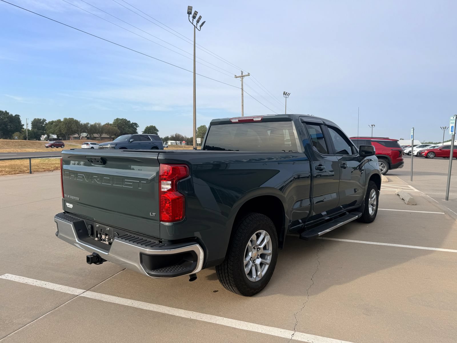Used 2025 Chevrolet Silverado 1500 LT RWD image 8