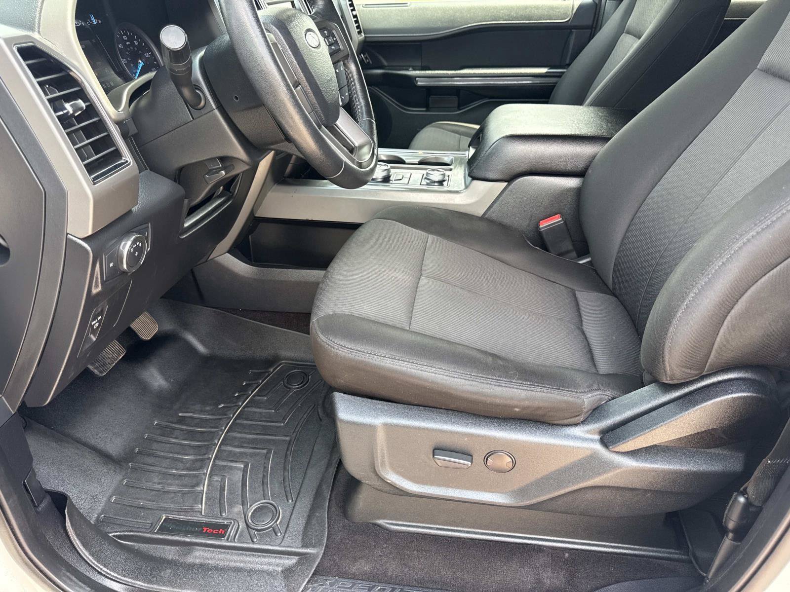 Used 2020 Ford Expedition XLT AWD/4WD image 16