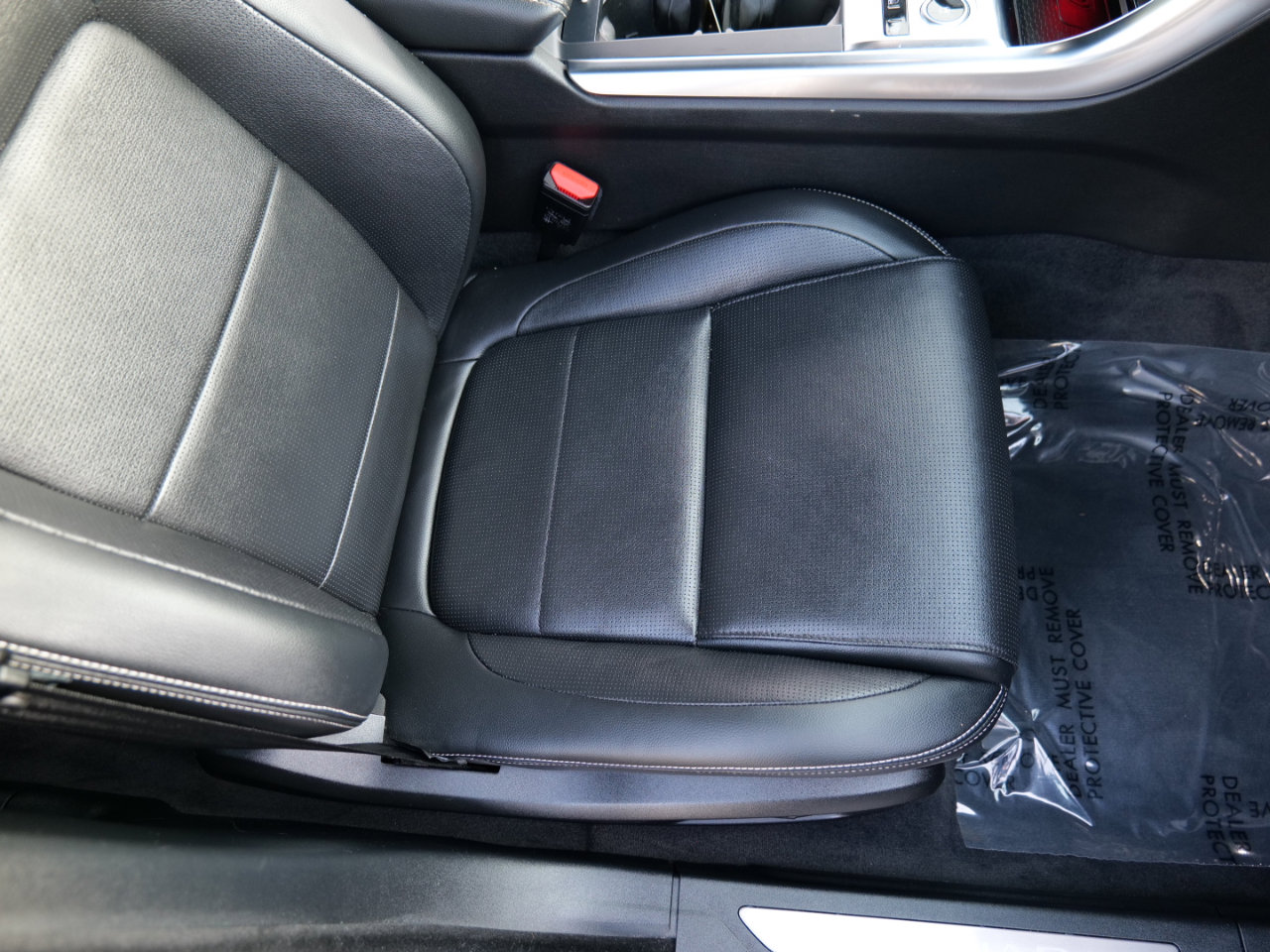 Used 2024 Jaguar XF R-Dynamic SE image 39