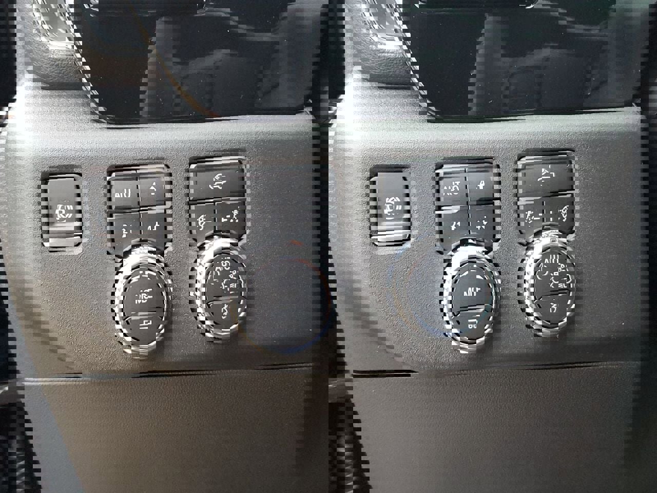 New 2025 GMC Sierra 2500 SLE w/ SLE Convenience Package image 49