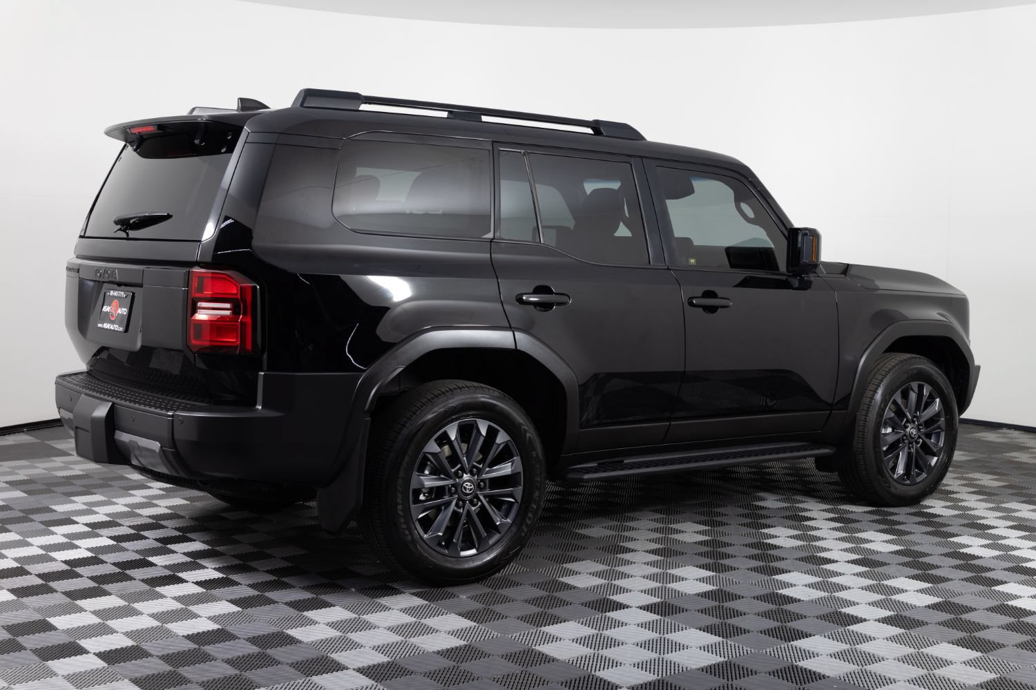 Used 2024 Toyota Land Cruiser w/ Premium Package AWD/4WD image 8