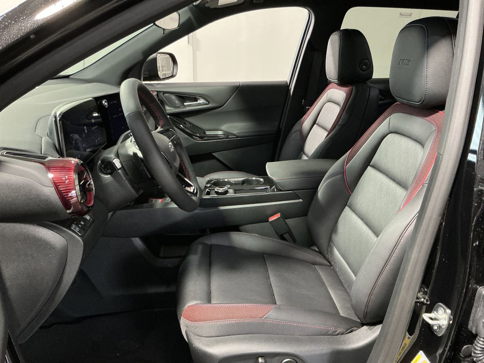 New 2026 Chevrolet Equinox RS w/ Convenience Package III image 21