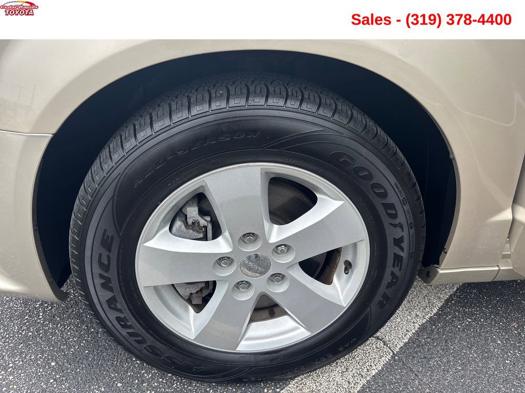 Used 2013 Dodge Grand Caravan SE FWD image 19