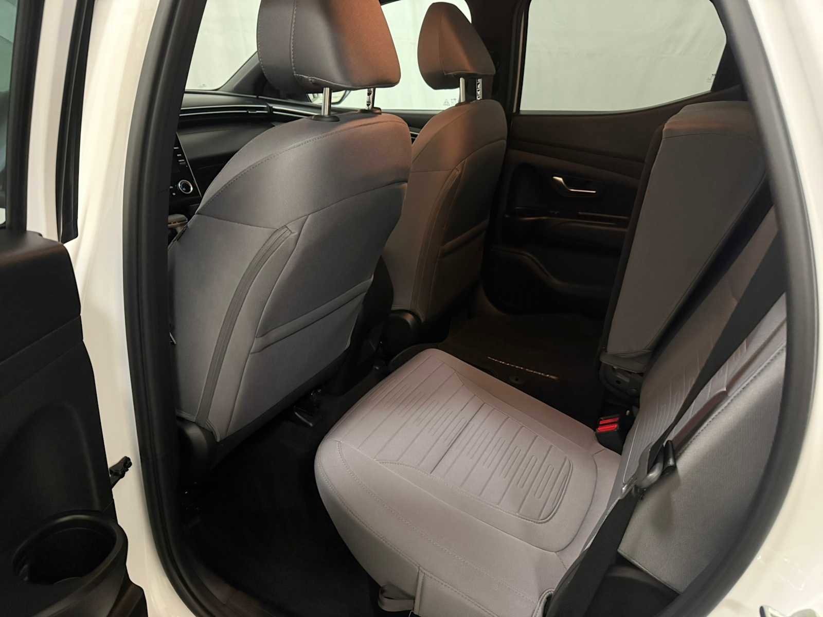 Used 2023 Hyundai Santa Cruz SE image 23