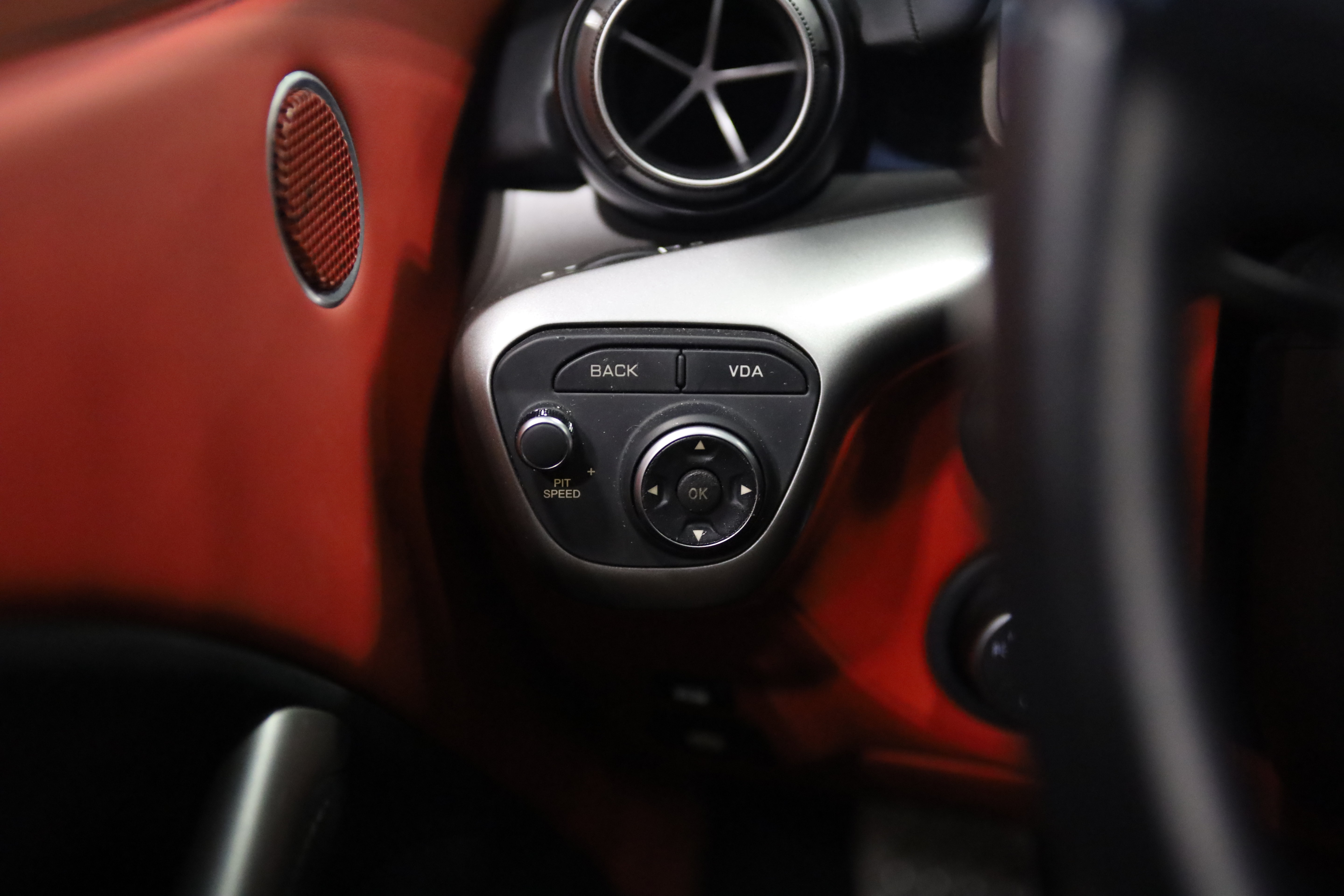 Used 2017 Ferrari F12 Berlinetta RWD image 21