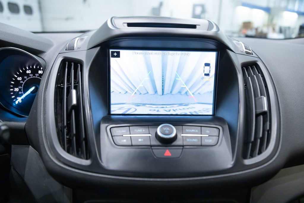 Used 2018 Ford Escape SEL image 22