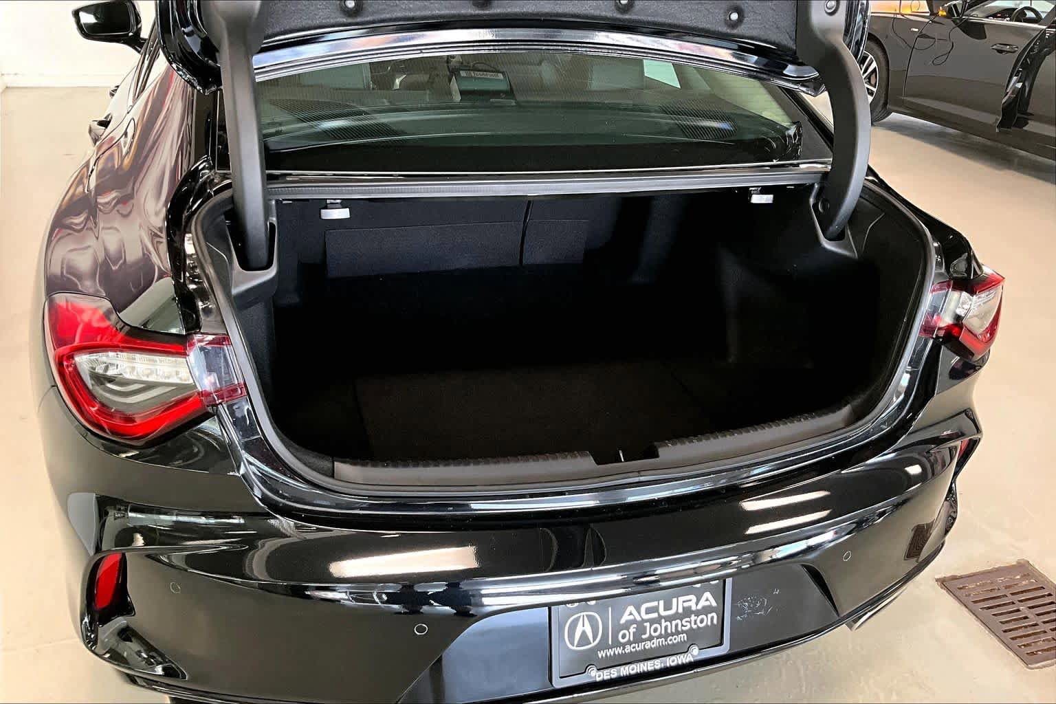 Used 2023 Acura TLX w/ Technology Package FWD image 17