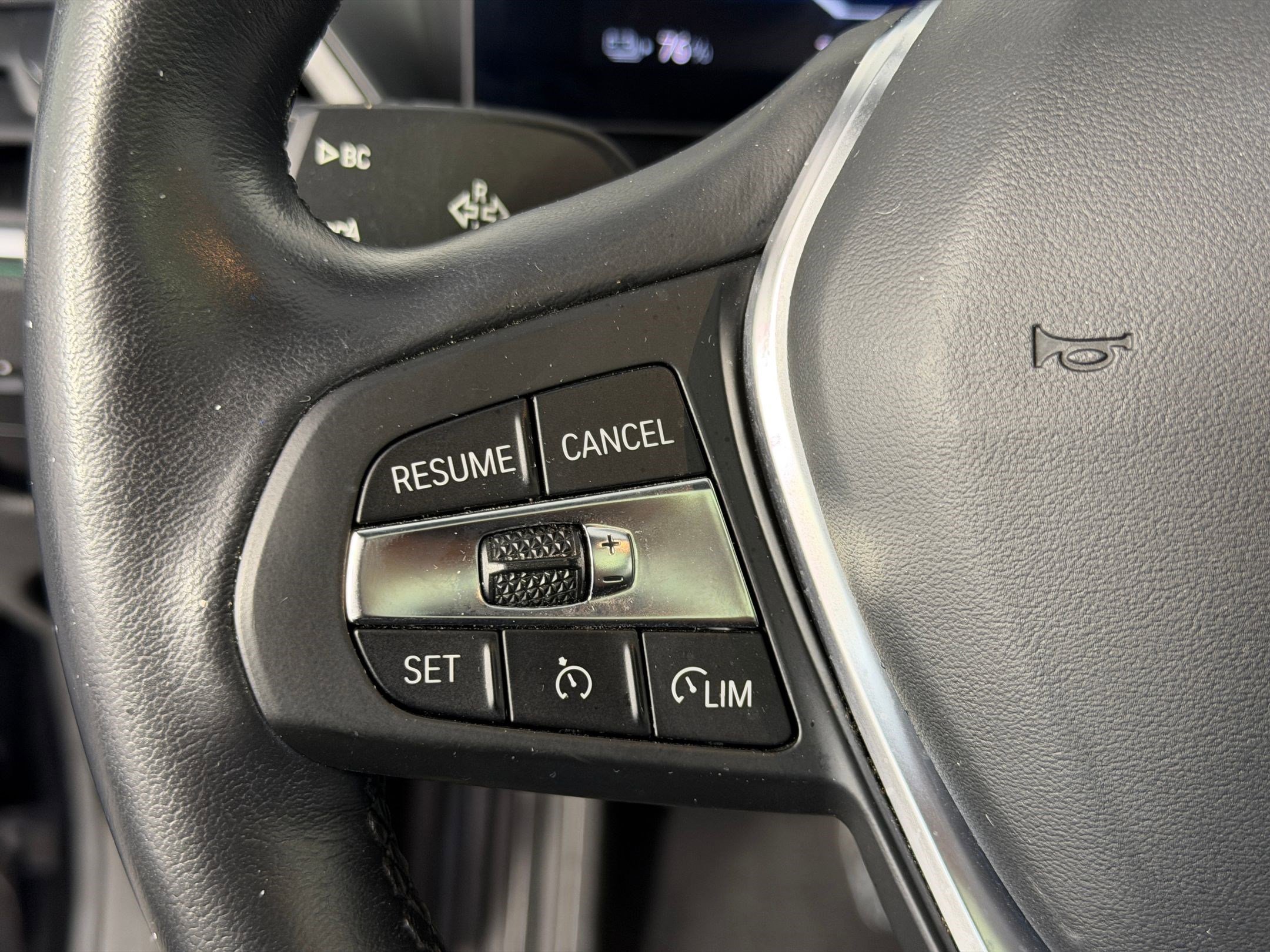 Used 2023 BMW i4 eDrive35 w/ Premium Package image 16