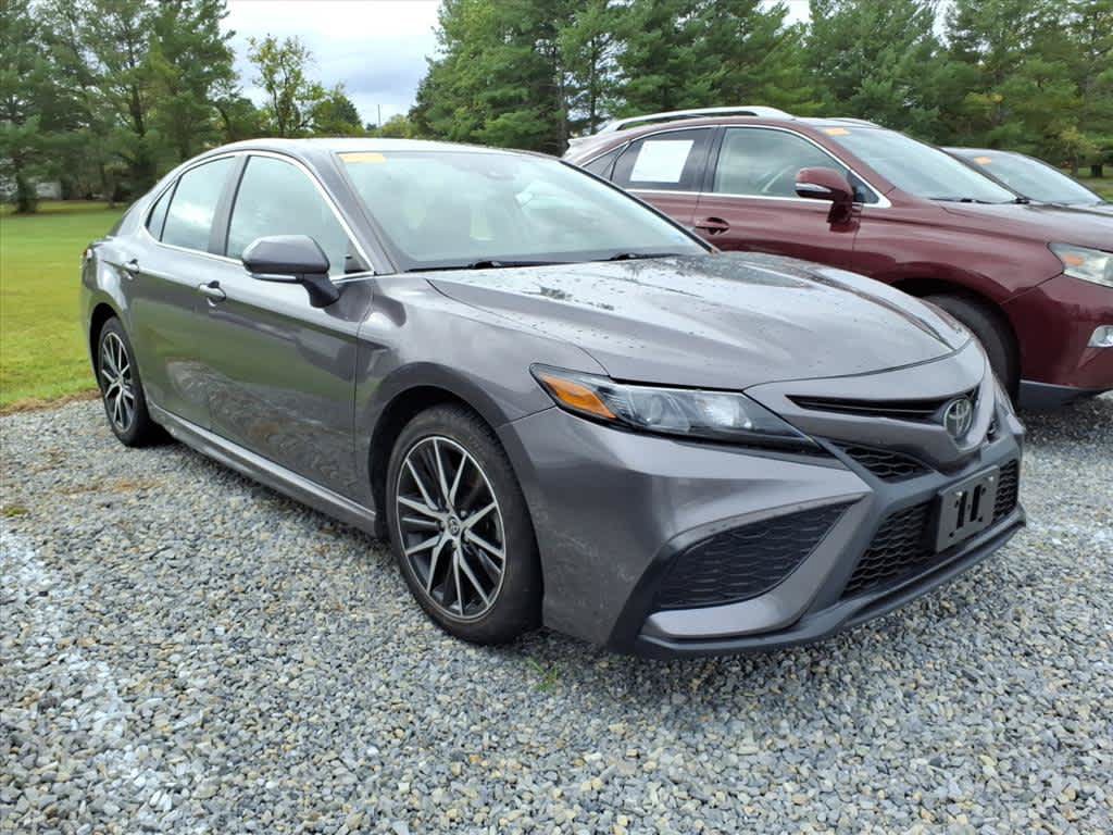 Used 2023 Toyota Camry SE FWD image 14
