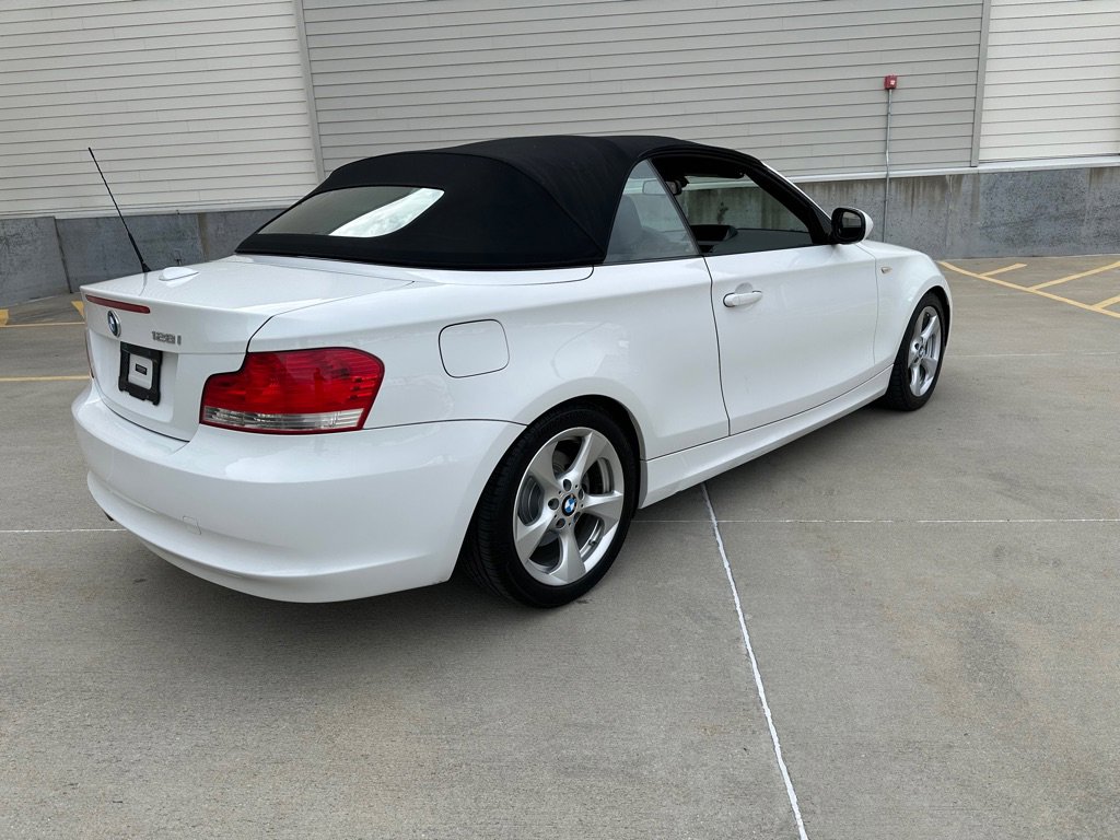 Used 2012 BMW 128i Convertible w/ Premium Pkg 2 image 7